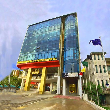 Hotel Valentino Noakhali 外观 照片