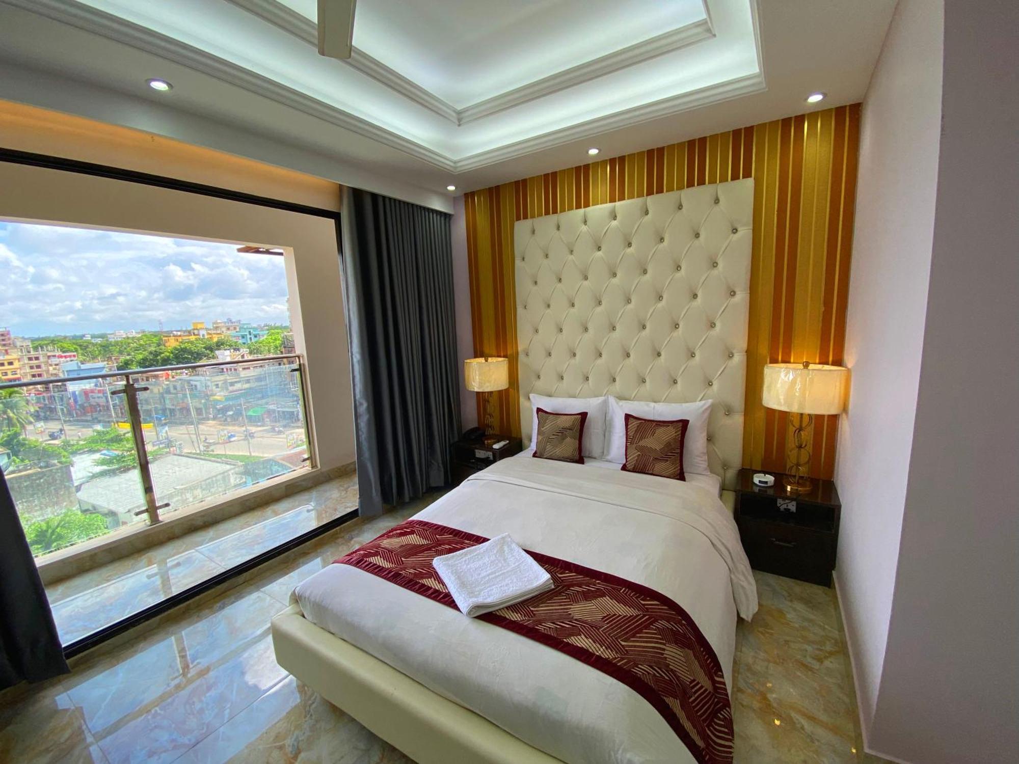 Hotel Valentino Noakhali 外观 照片