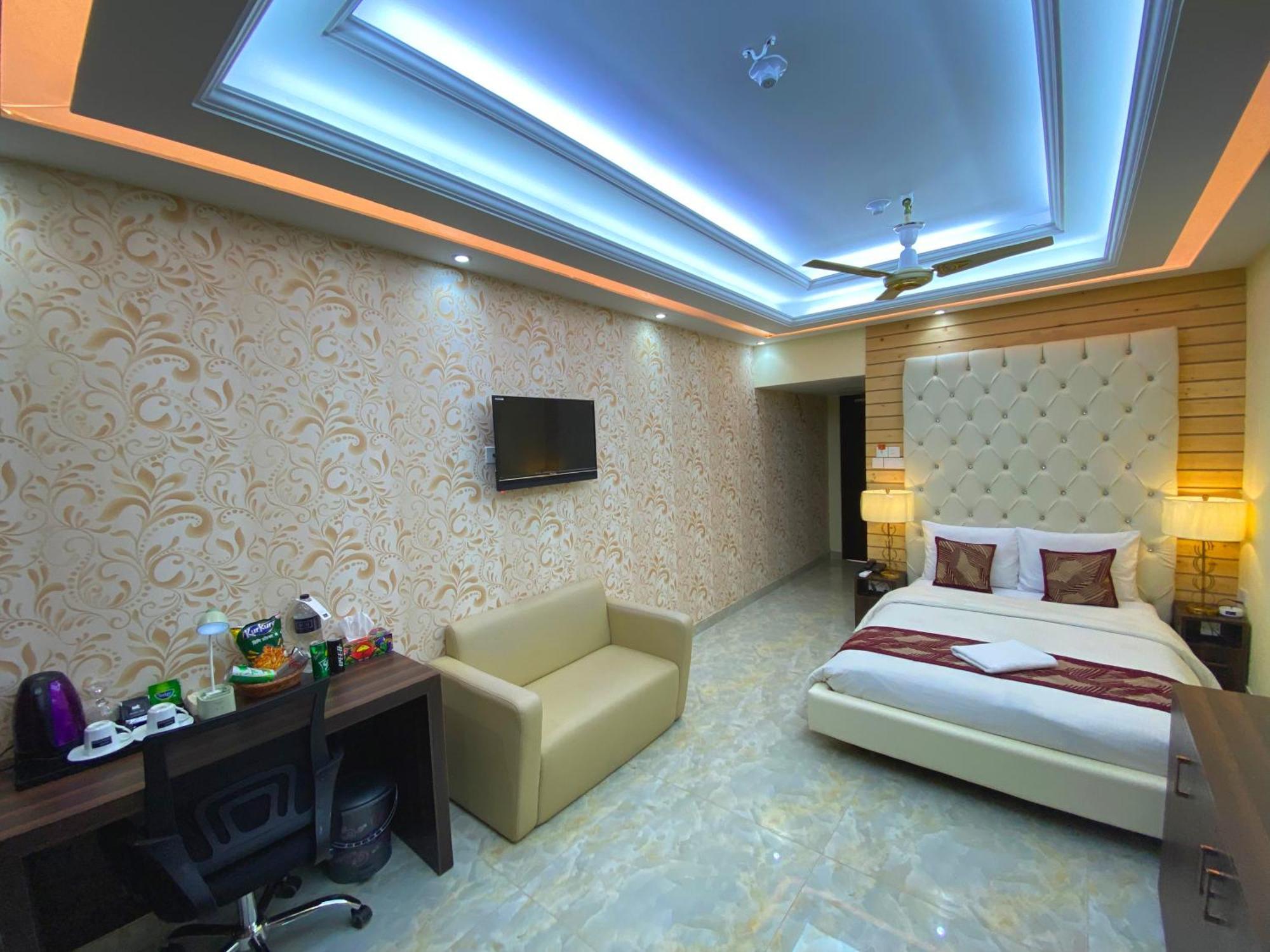 Hotel Valentino Noakhali 外观 照片